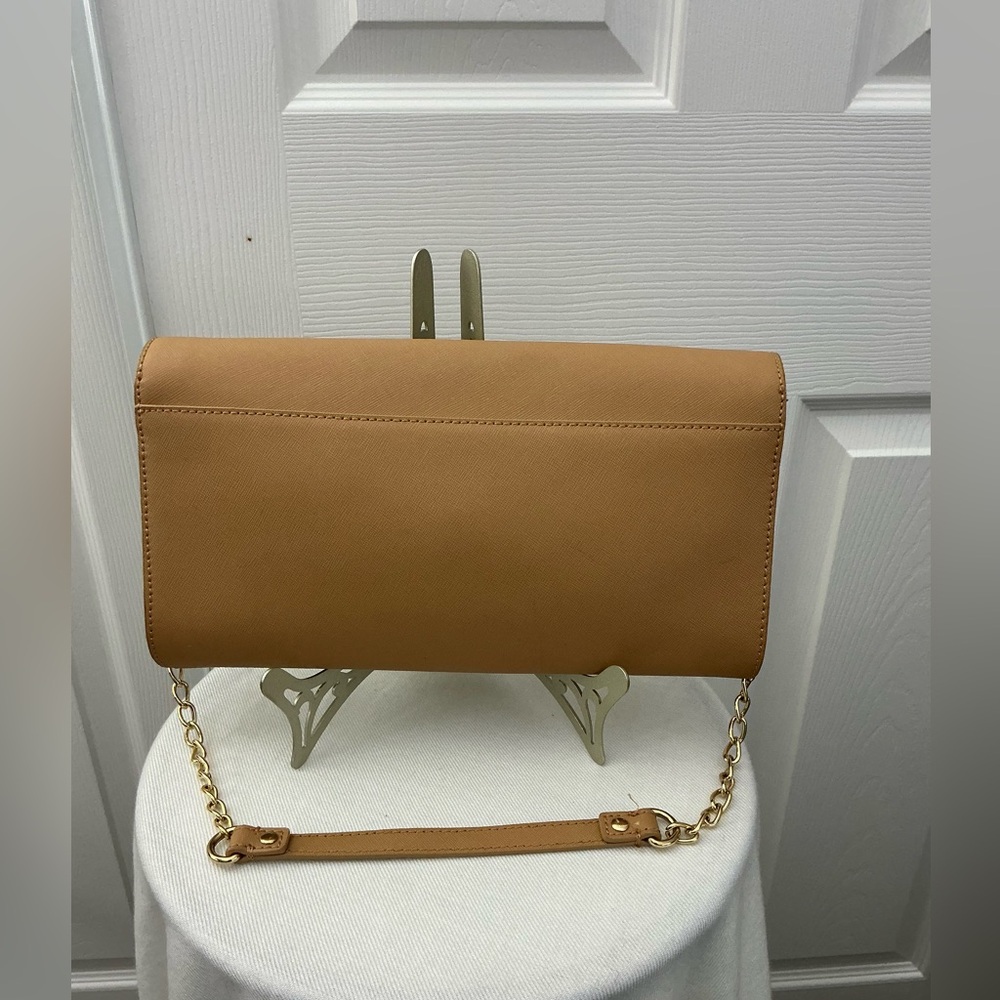 DKNY Tan Envelope Women's shoulder Bag - Picture 3 of 7